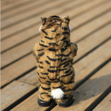 Load image into Gallery viewer, Dancing Cat Speaker