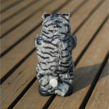 Load image into Gallery viewer, Dancing Cat Speaker